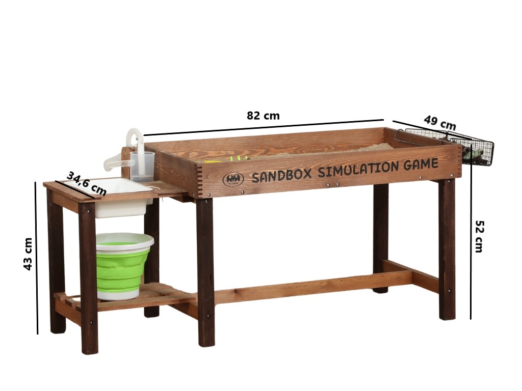 Mali povišeni drveni pješčanik za djecu